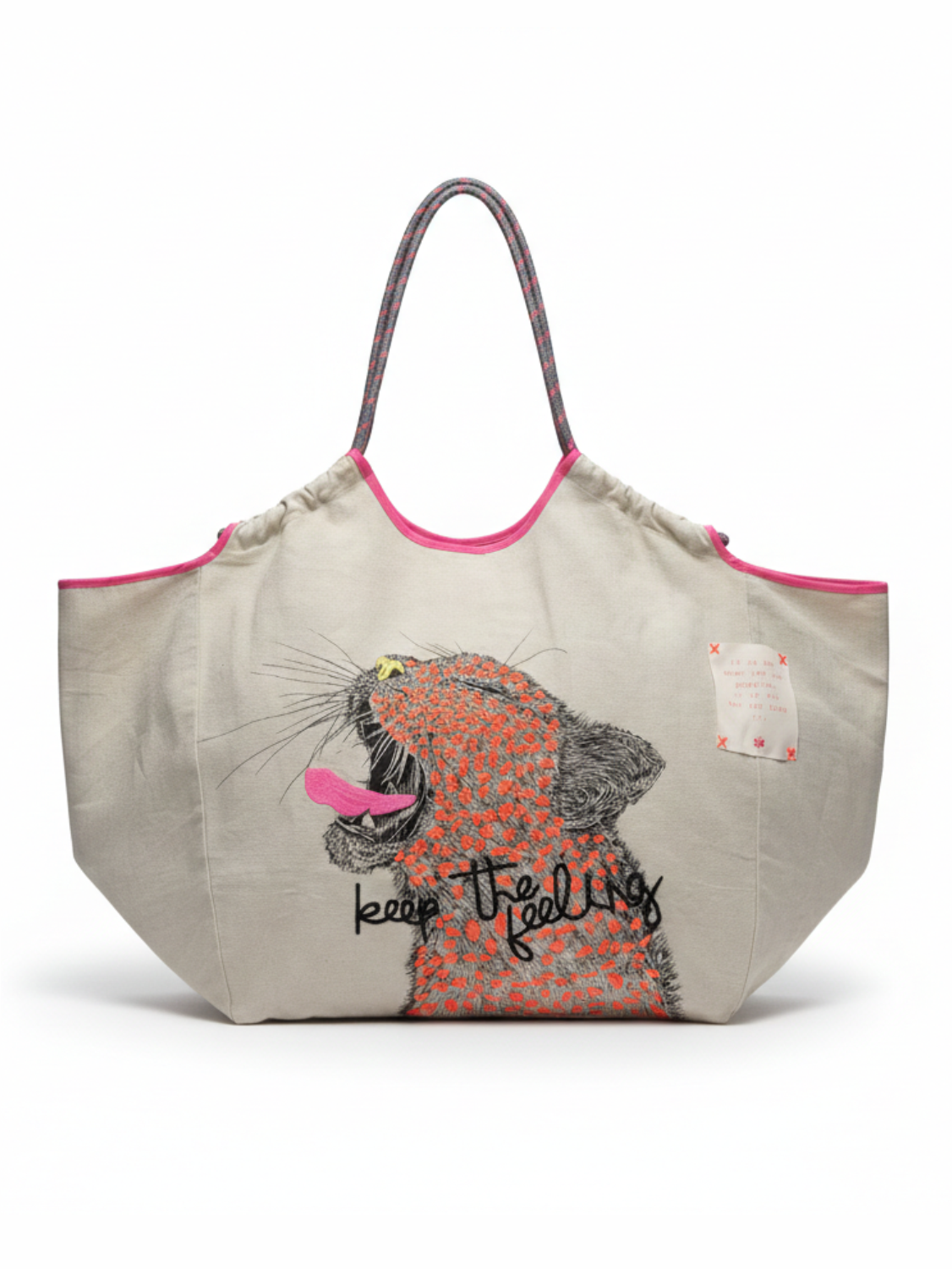 Shopper with embroidery