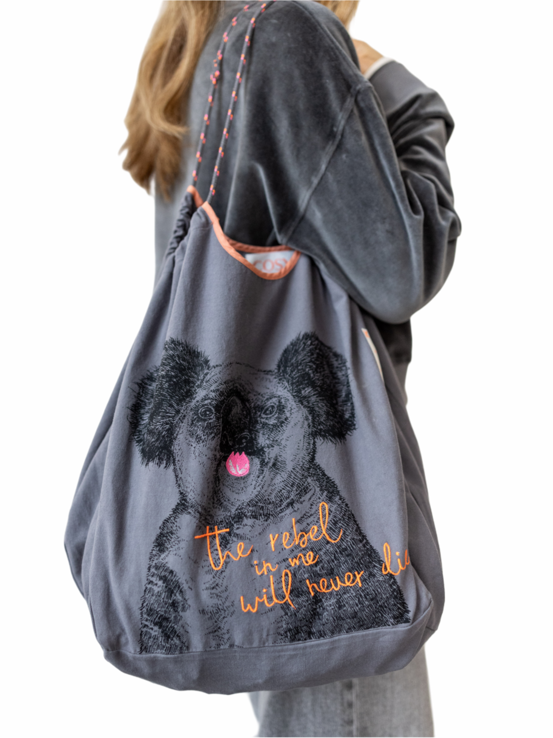 Shopper with embroidery