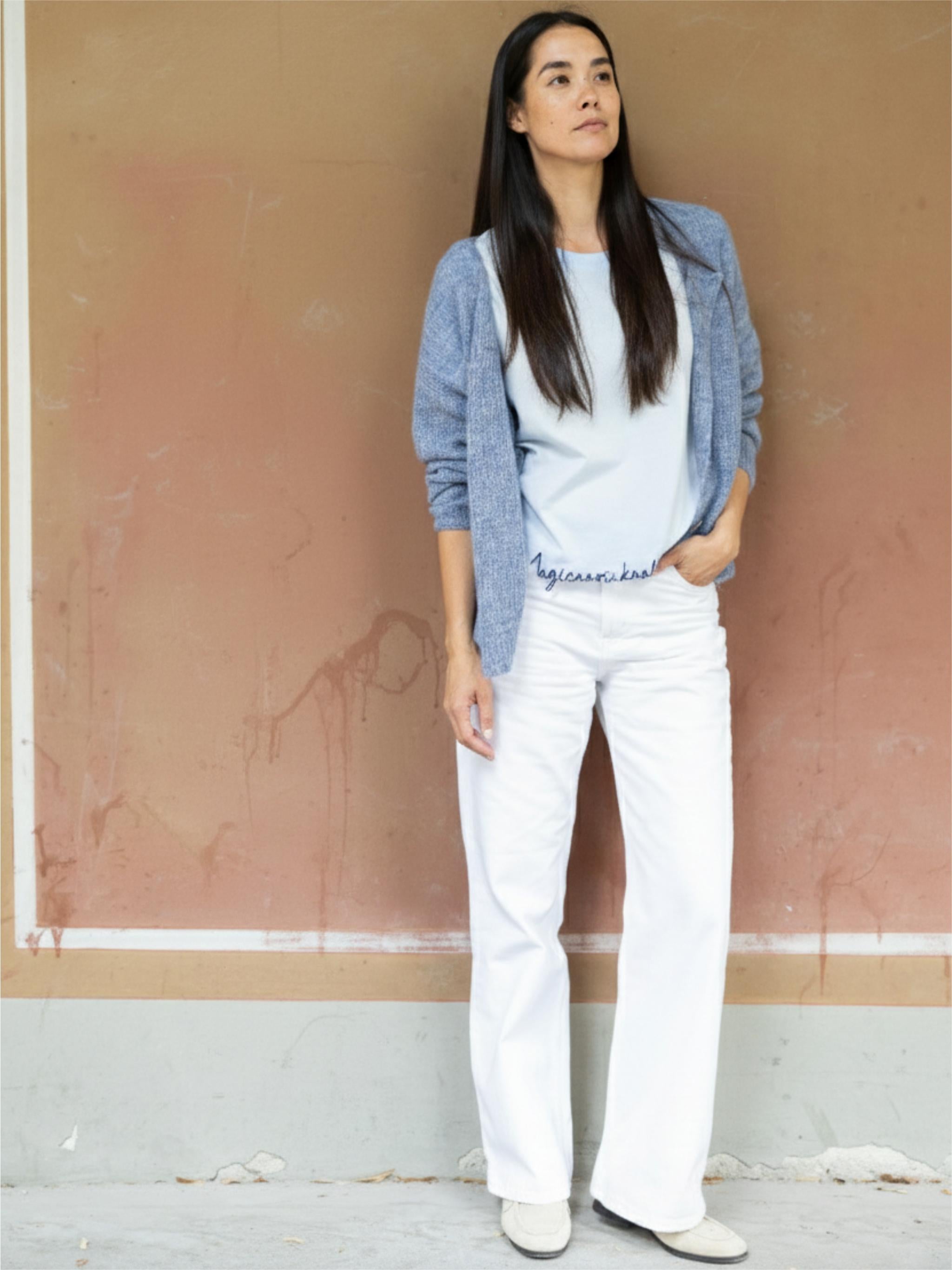 Tshirt mit Stickerei No Risk No Magic