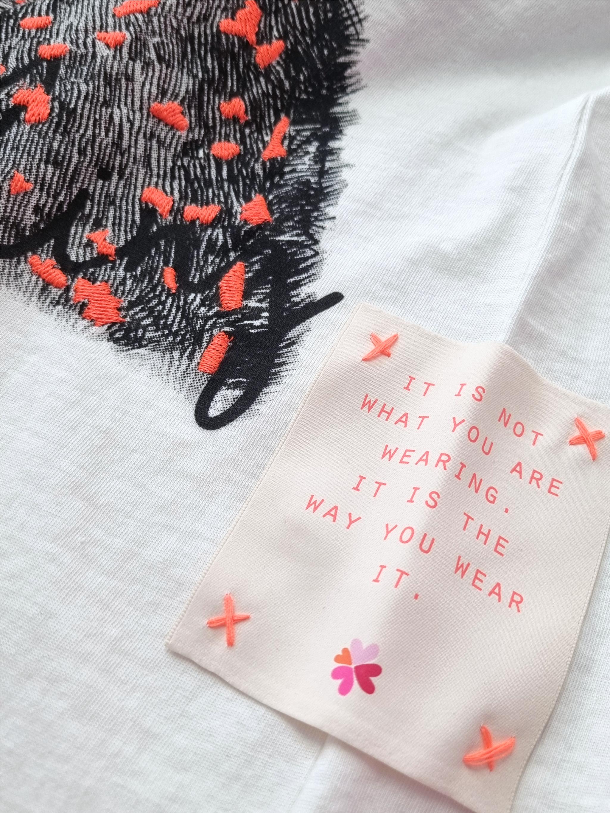 Damen Tshirt mit Stickerei Keep the Feeling Gepard - PamelaC