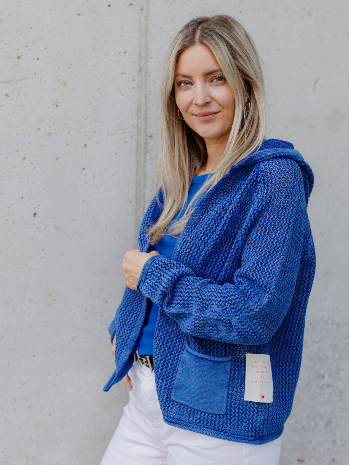 Damen Strickjacke aus Baumwolle mit Lochmuster - BlancaC