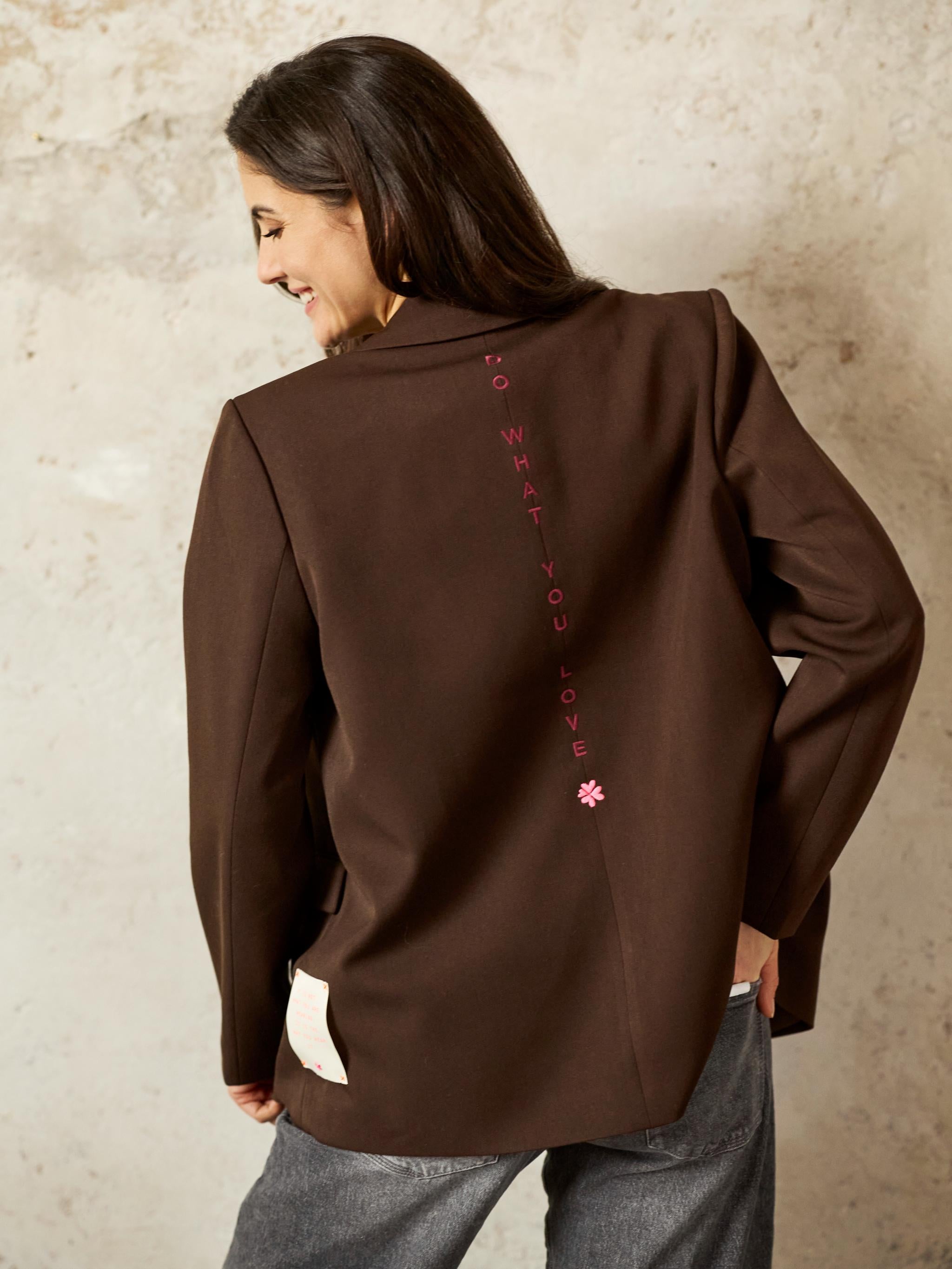 Damen Blazer mit Taschengürtel mit Applikation am Kragen - YunaC