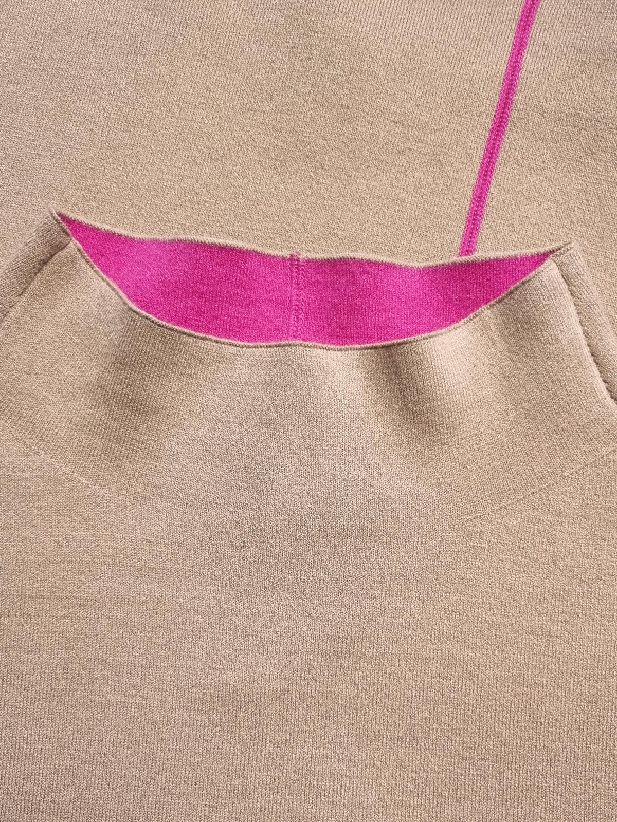 Damen Strickpullover mit Stehkragen & Schriftzug – BellC