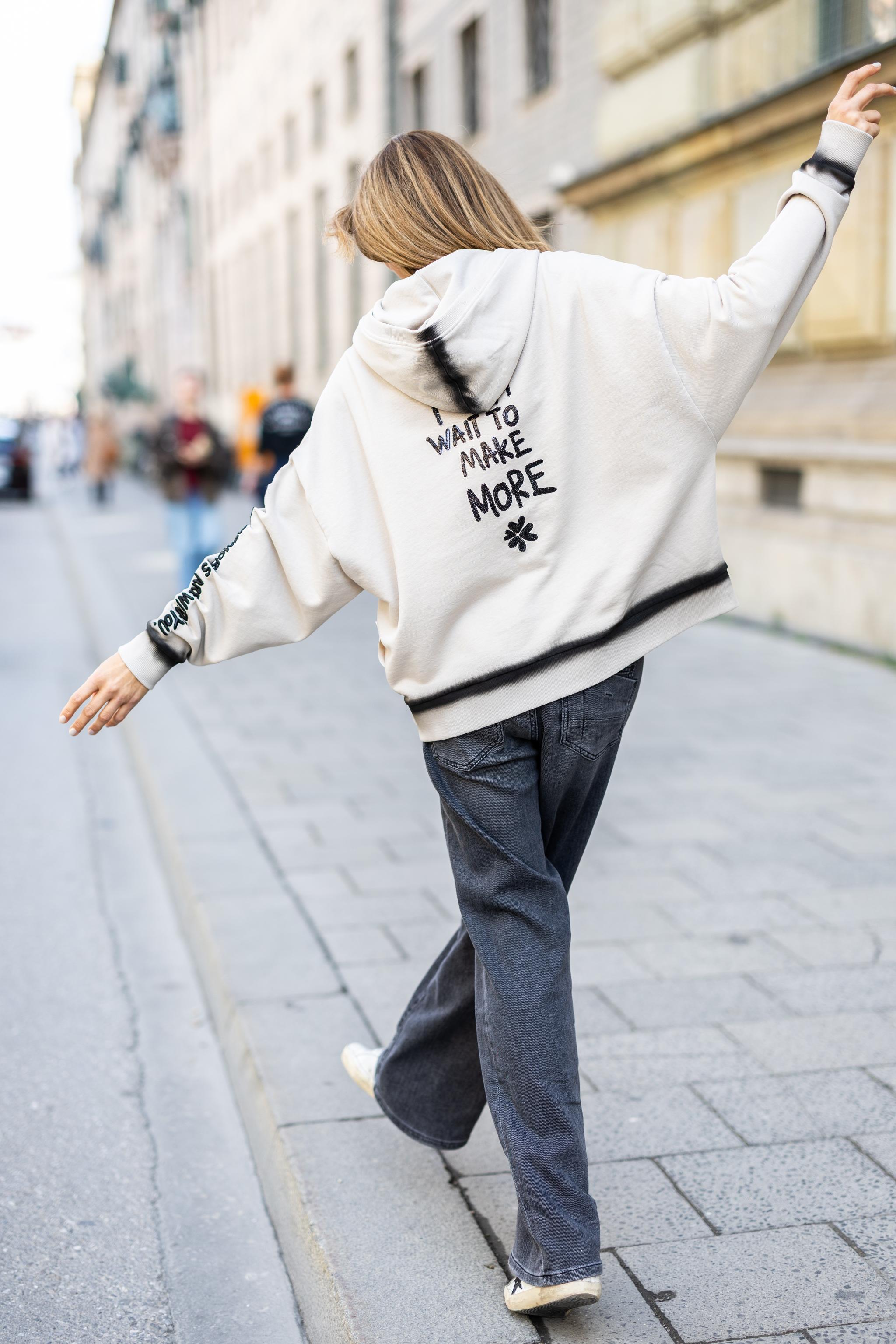 Sweatpullover Hoodie mit Kapuze "Memories"