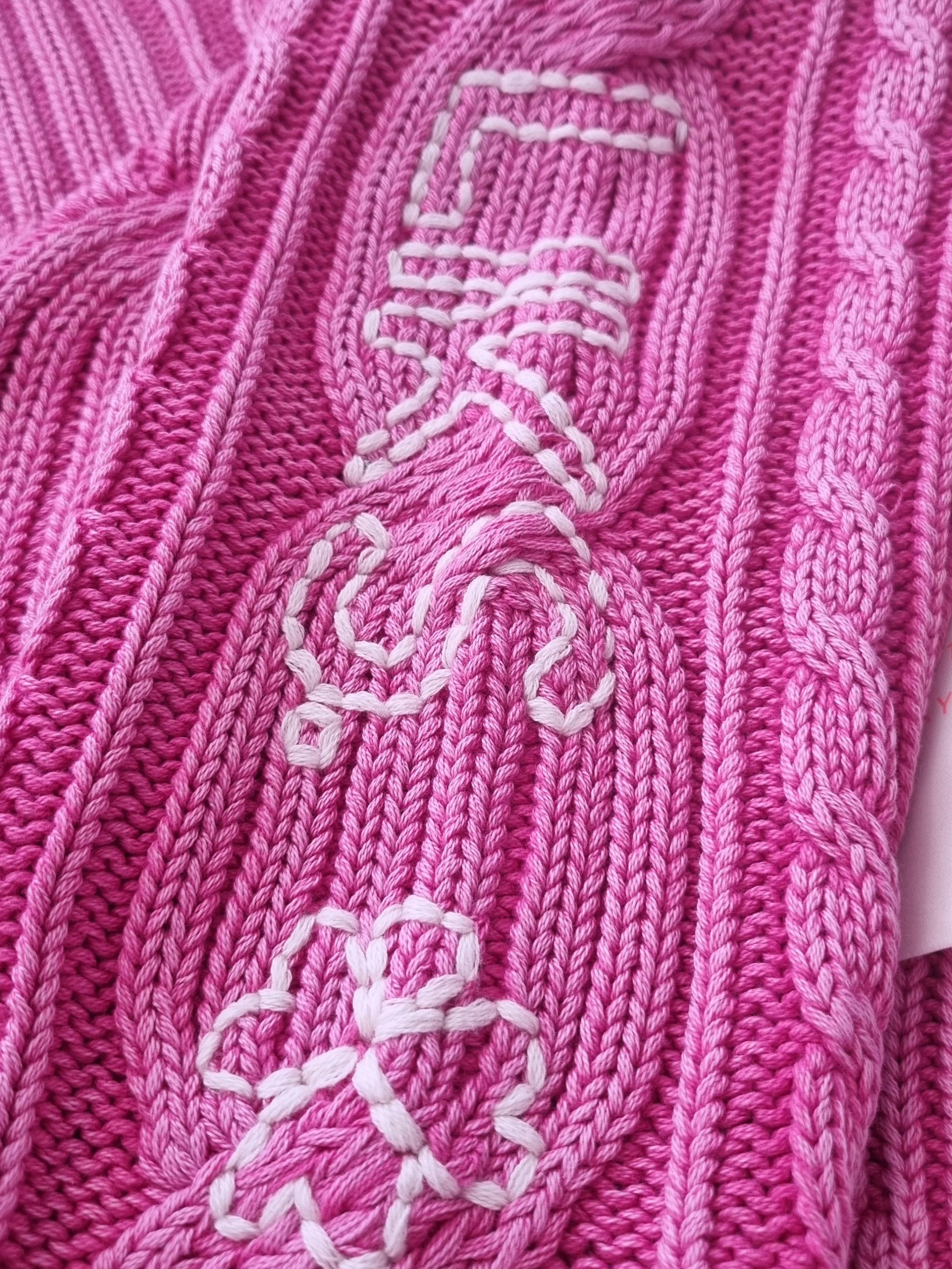 Damen Strickpullover aus Zopfmuster mit Stickerei aus Baumwolle - DoroC