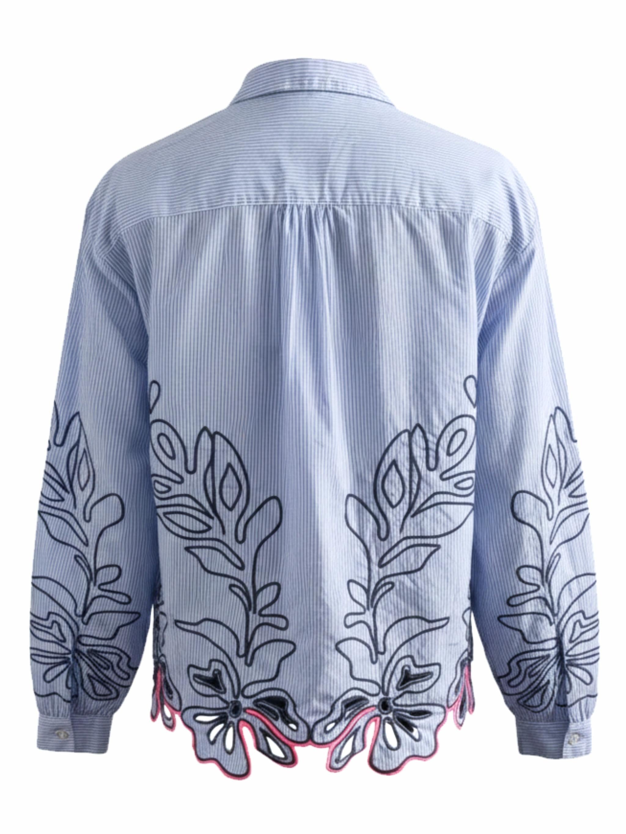 Bluse mit Stickerei
