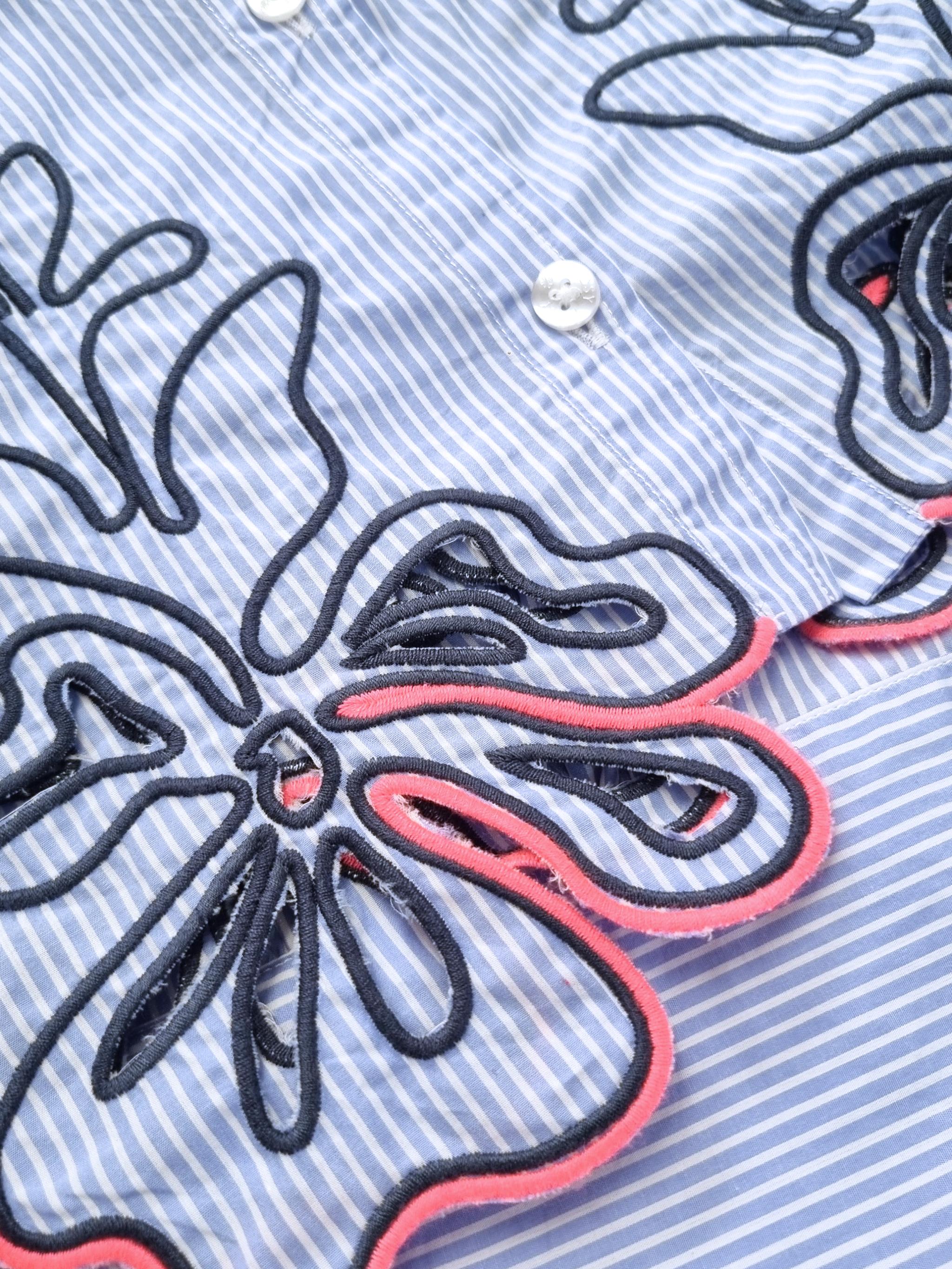 Damen Bluse mit floraler Stickerei aus Baumwolle - GraceC