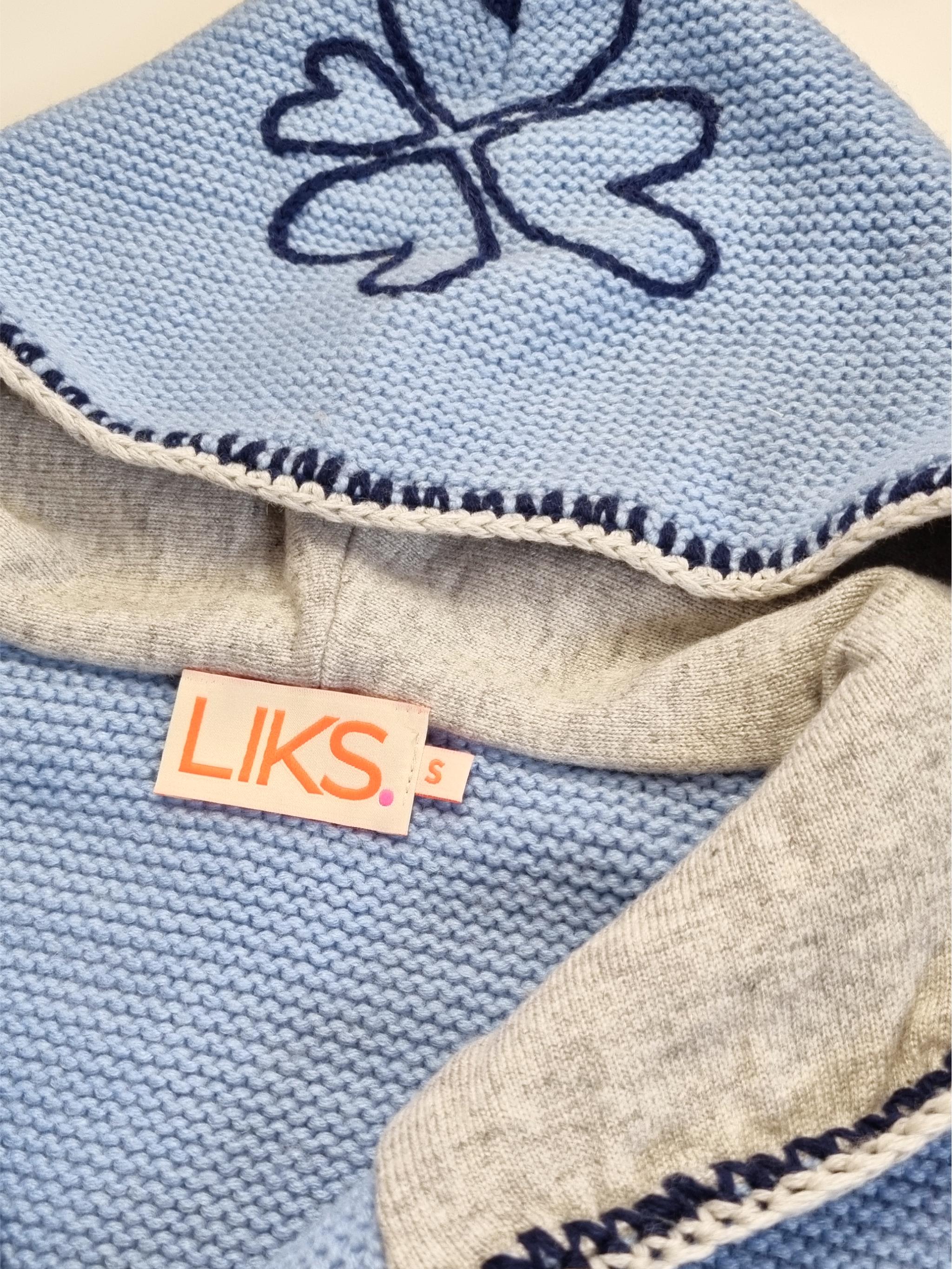 Cardigan with hood and heart flower embroidery