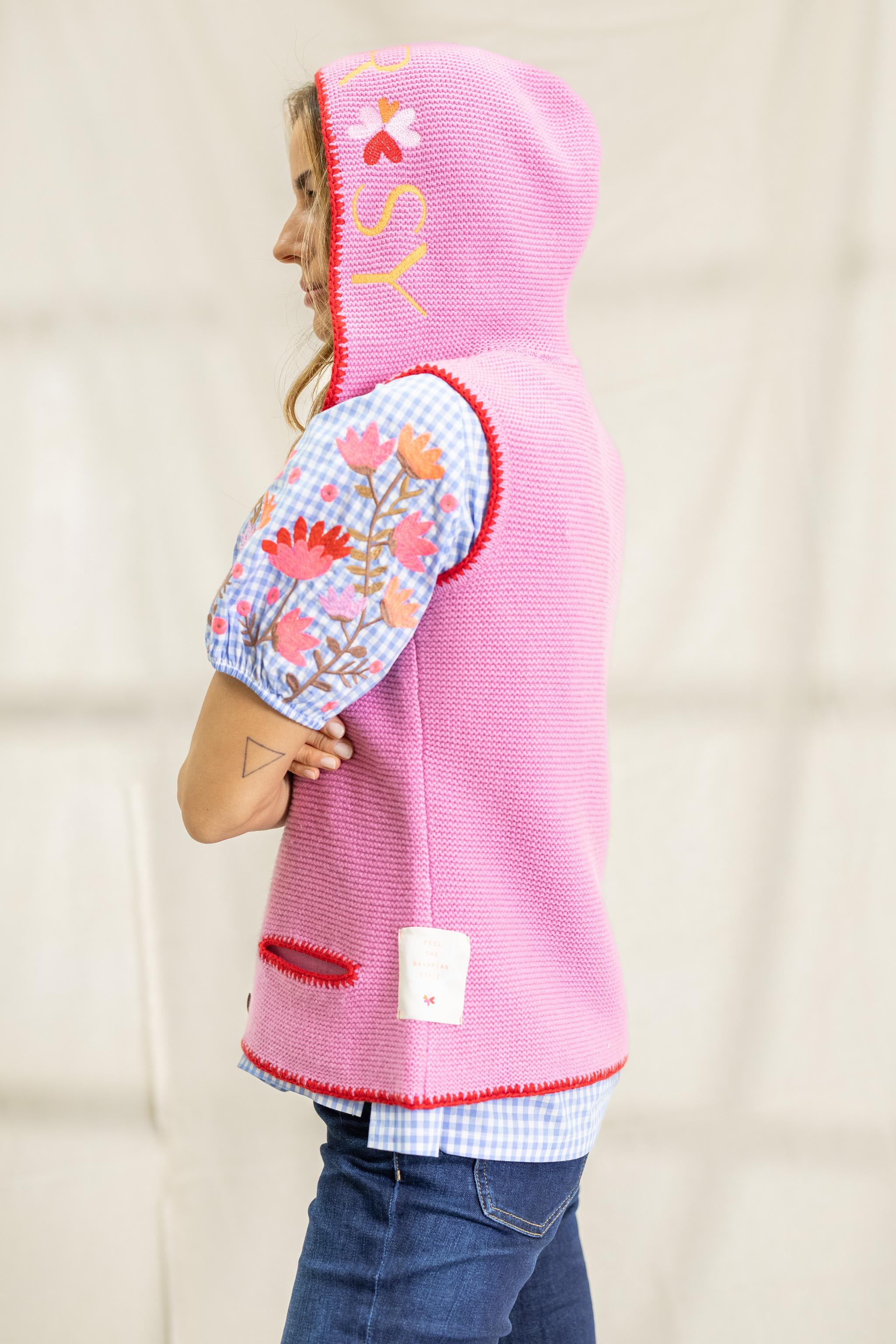 Strickweste mit Kapuze und Stickerei