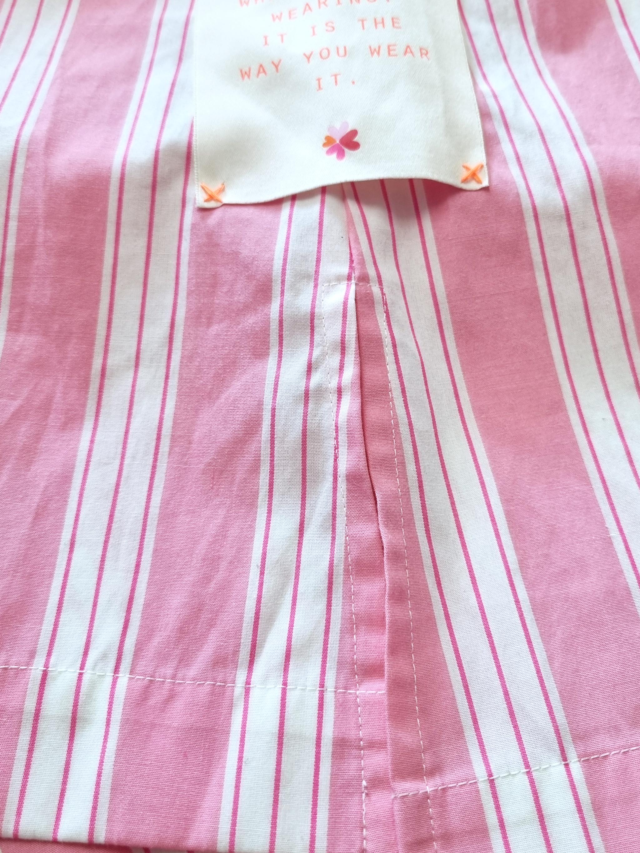 Blusenkleid mit Streifen und Ärmelstickerei